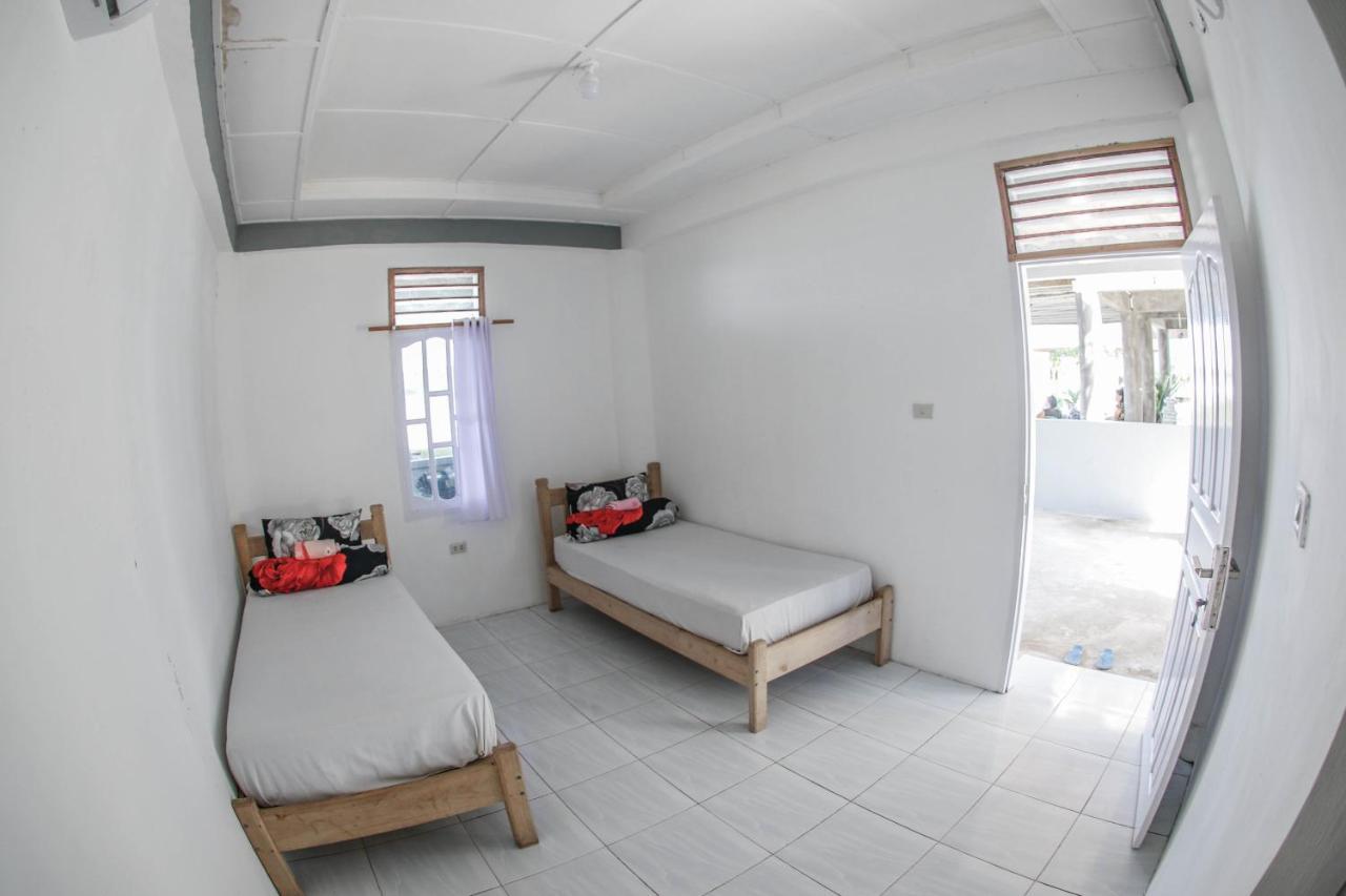 Nias Surf Stay Lagudri Exterior photo